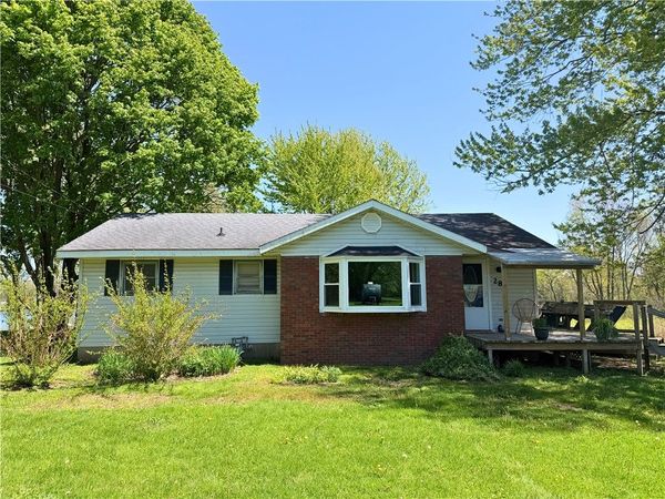 28 Bell Road, Grove City, PA 16127