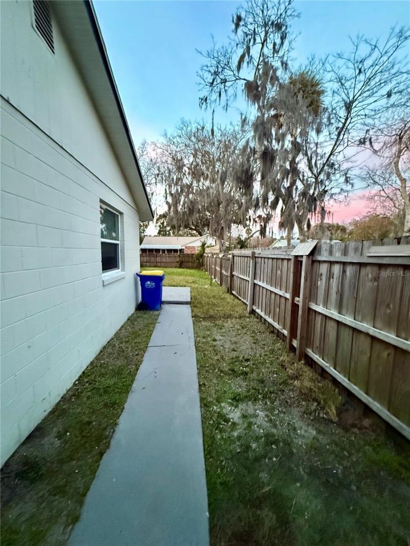 139 Highland Avenue, Edgewater, FL 32132 Photo