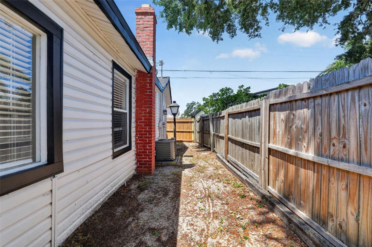 3250 Prescott Street N, Saint Petersburg, FL 33713 Photo