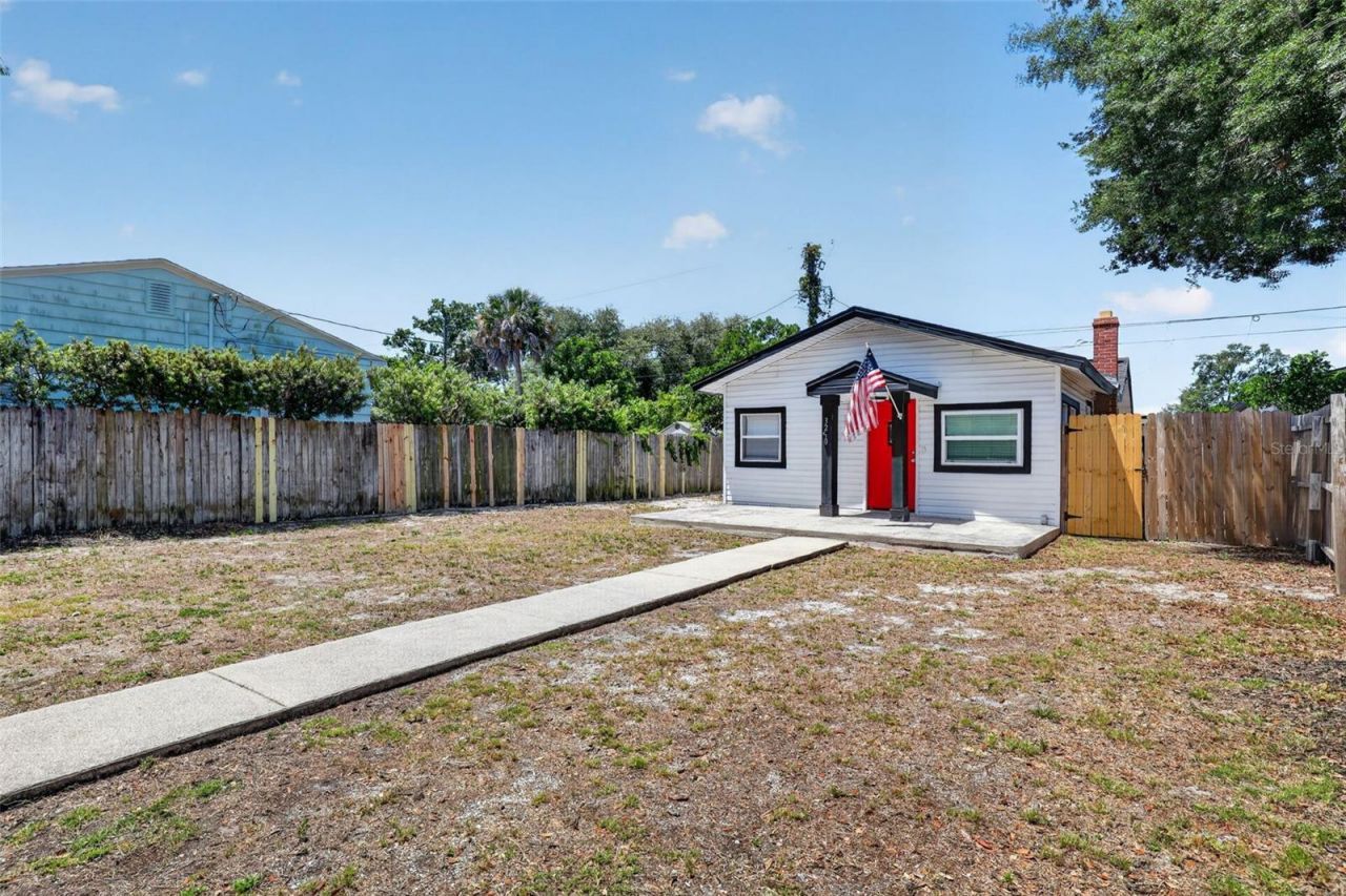 3250 Prescott Street N, Saint Petersburg, FL 33713 Photo