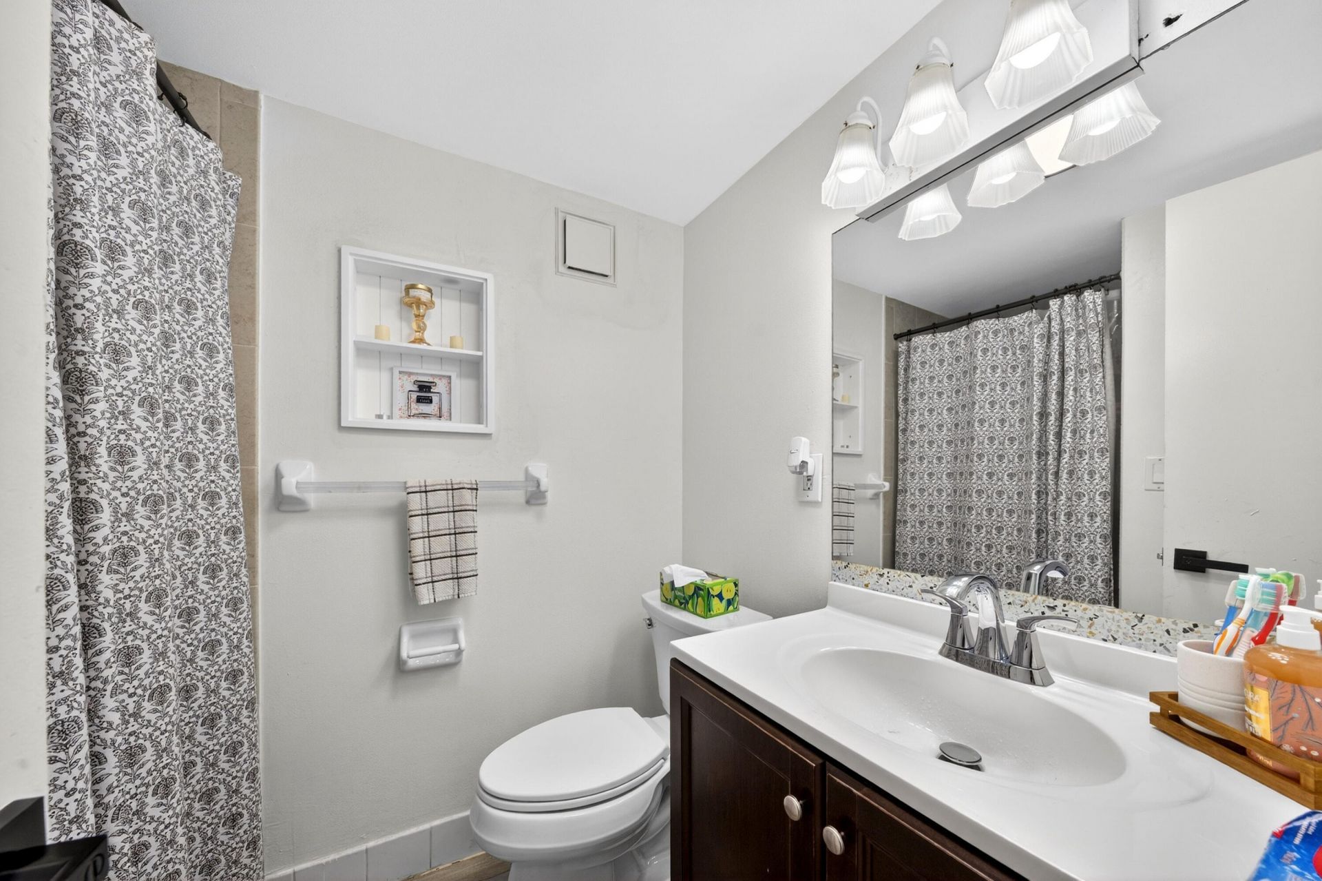 3223 Riverside Drive, Unit C-406, Coral Springs, FL 33065 Photo