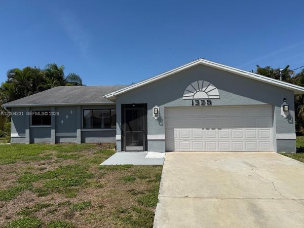 1325 SW 28th, Cape Coral, FL 33914