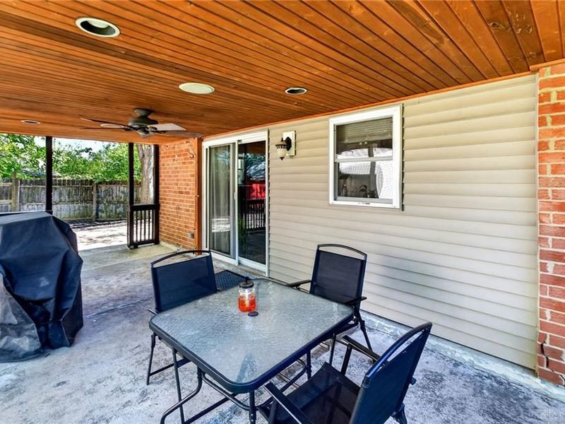 1392 Chinook Court, Xenia, OH 45385 Photo 21