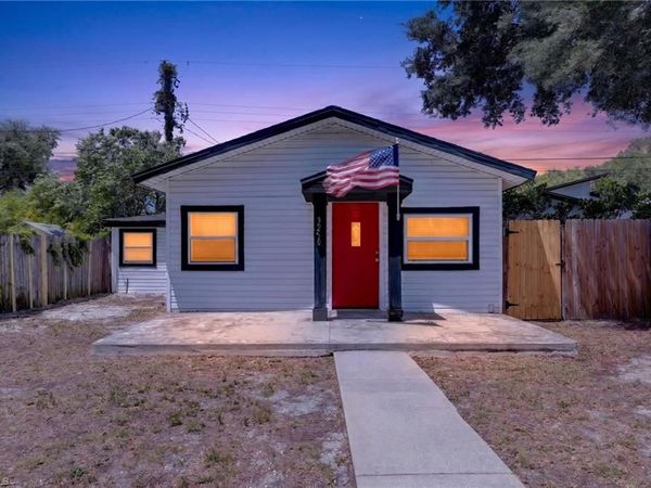 3250 Prescott ST N, ST. PETERSBURG, FL 33713