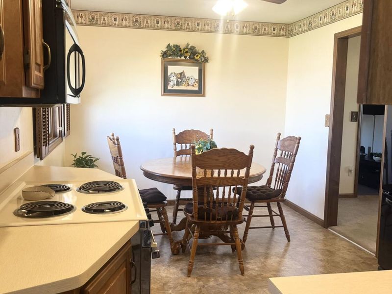 1768 Fair Oaks Drive, Sidney, OH 45365 Photo 9