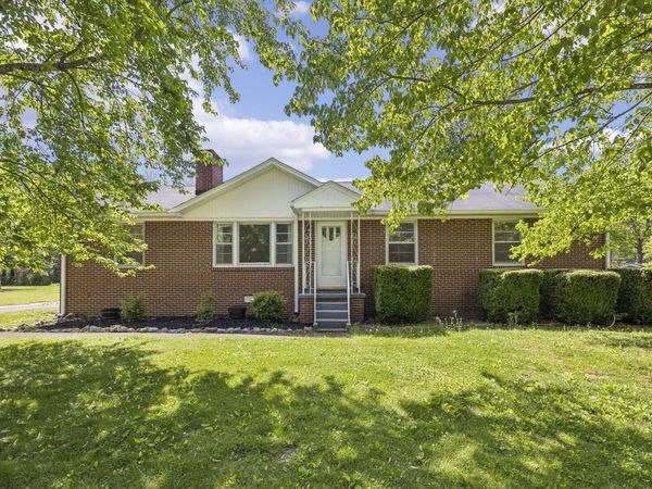 513 Cumberland Ave , Tullahoma, TN 37388