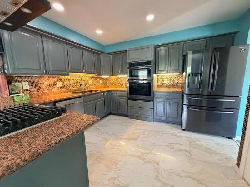 4181 Locust Ridge Drive, Miami Twp, OH 45002 Photo 7