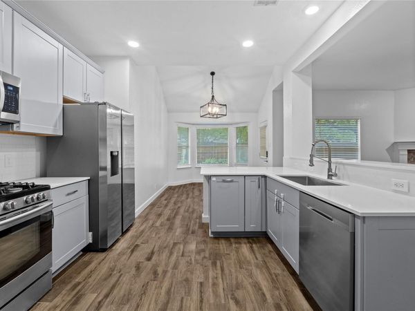 1700 Warwick WAY , Cedar Park, TX 78613