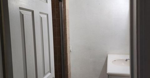 1024 W Longview Ave, Stockton, CA 95207 Photo