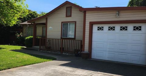 1024 W Longview Ave, Stockton, CA 95207 Photo