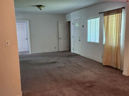 1024 W Longview Ave, Stockton, CA 95207 Photo