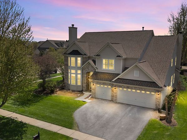 620 Northgate Drive , Sycamore, IL 60178