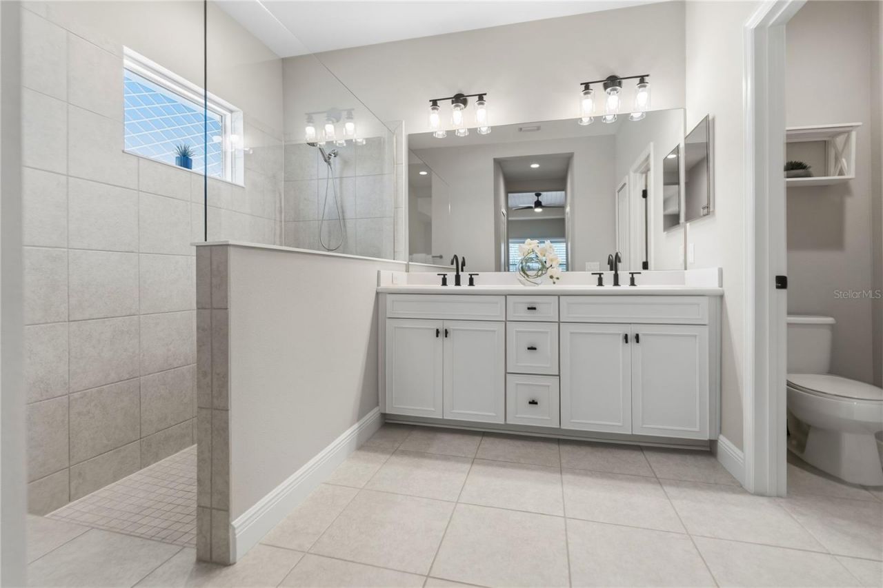 1215 Thornbury Drive, Parrish, FL 34219 Photo