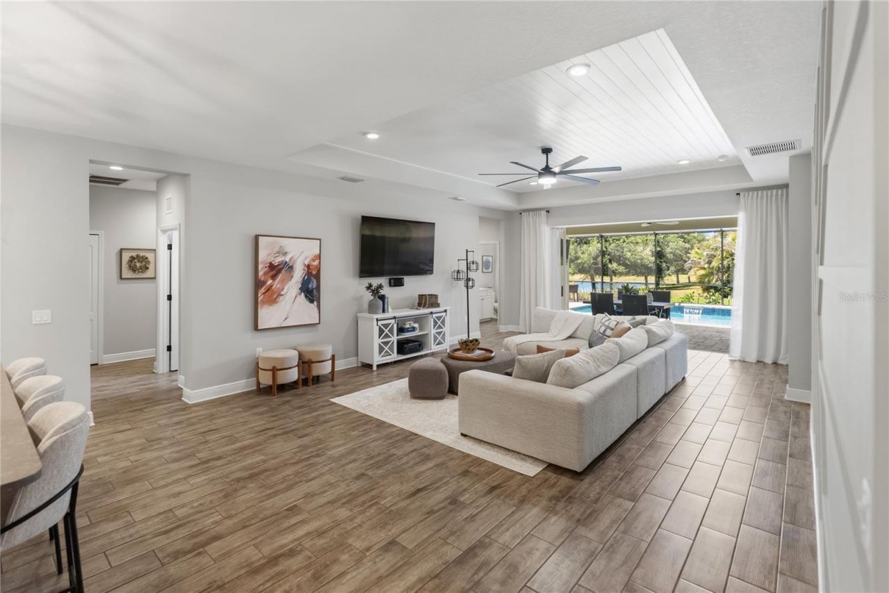 1215 Thornbury Drive, Parrish, FL 34219 Photo