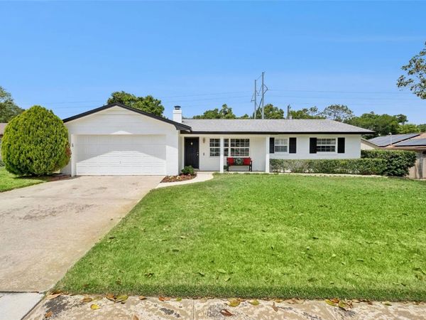 121 PEACOCK DRIVE , ALTAMONTE SPRINGS, FL 32701