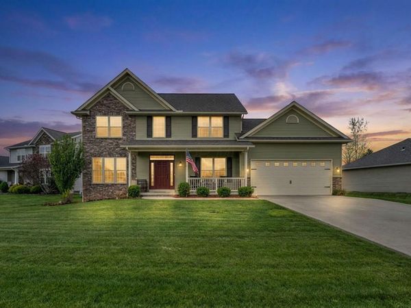 27 Fieldcrest Drive, Centerburg, OH 43011