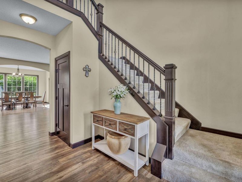 27 Fieldcrest Drive, Centerburg, OH 43011 Photo 14