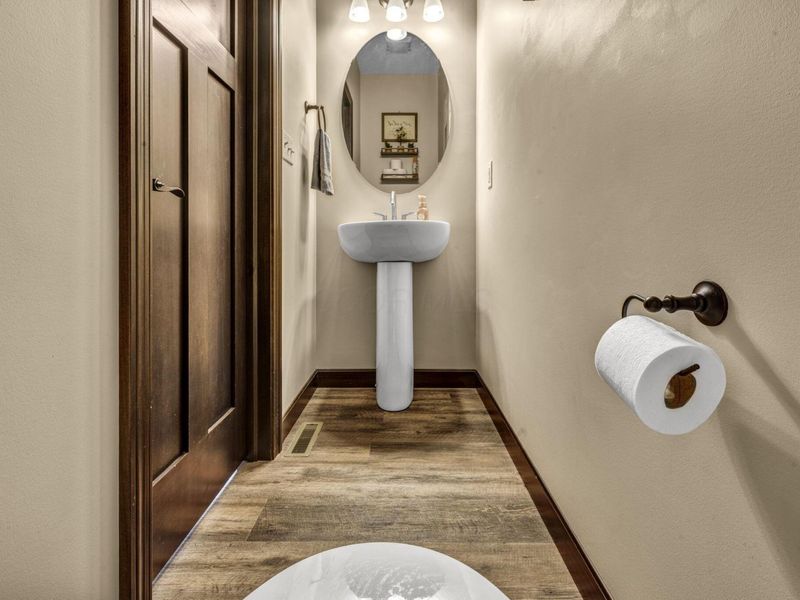 27 Fieldcrest Drive, Centerburg, OH 43011 Photo 16