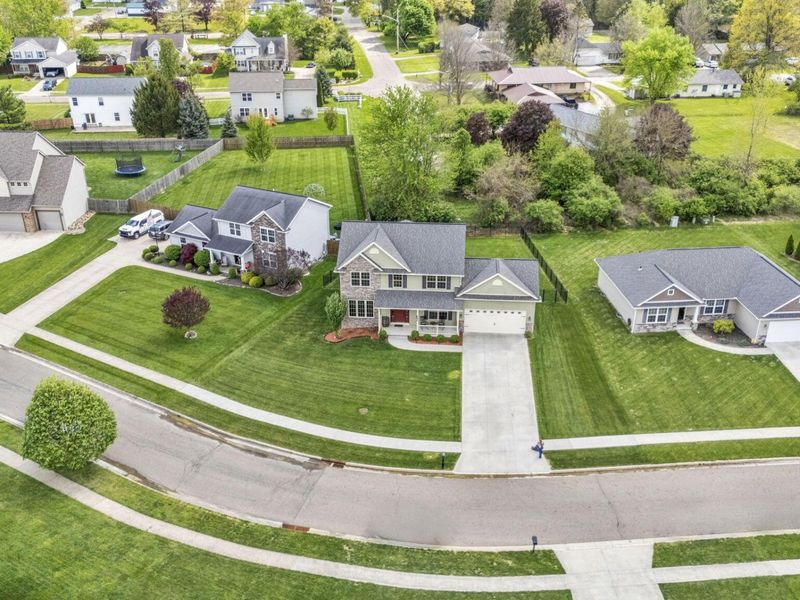 27 Fieldcrest Drive, Centerburg, OH 43011 Photo 8