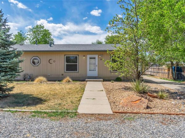 31 Jay Street, Lakewood, CO 80226