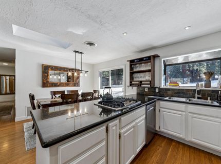 10895 Jeffrey Pine Road, Truckee, CA 96161 Photo