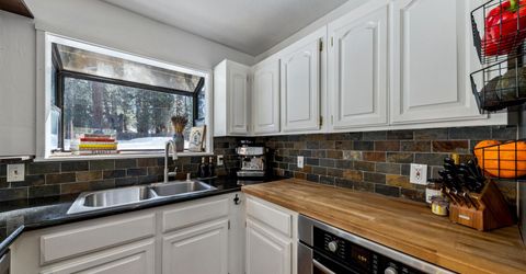 10895 Jeffrey Pine Road, Truckee, CA 96161 Photo