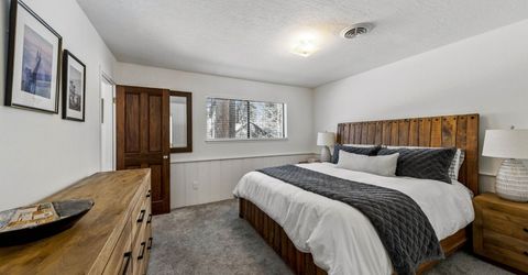 10895 Jeffrey Pine Road, Truckee, CA 96161 Photo