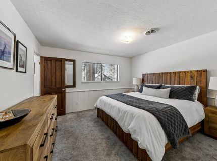 10895 Jeffrey Pine Road, Truckee, CA 96161 Photo