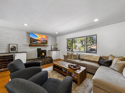 10895 Jeffrey Pine Road, Truckee, CA 96161 Photo