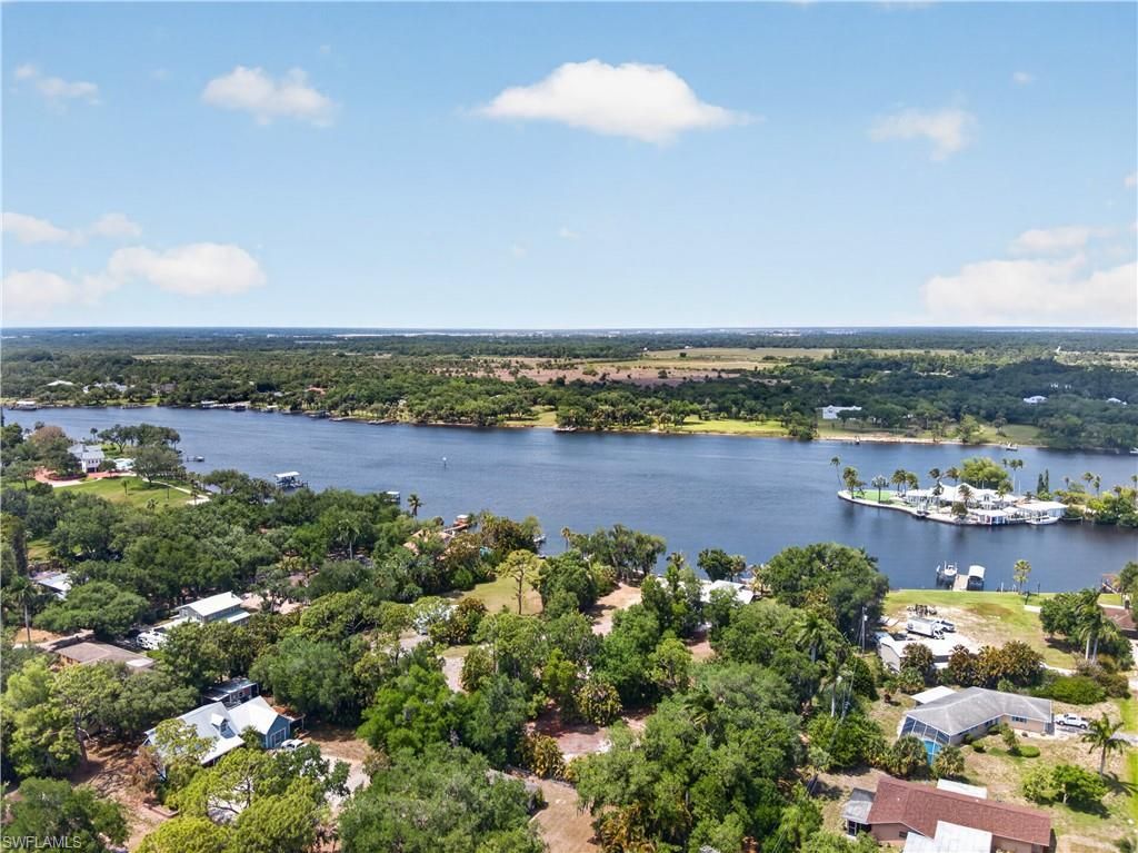 2212 River Pine Dr, Fort Myers, FL 33905 Photo