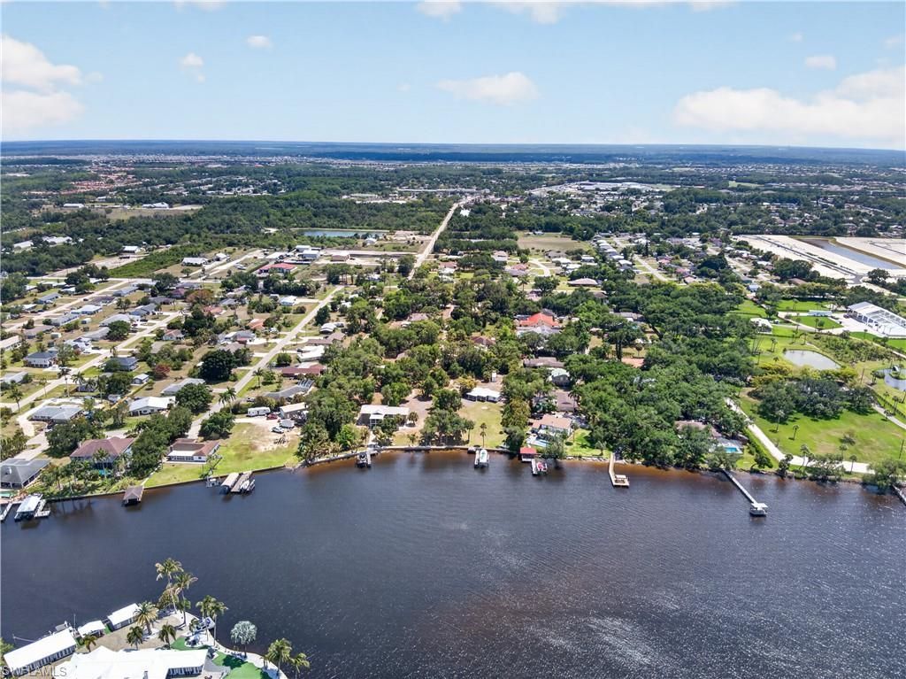 2212 River Pine Dr, Fort Myers, FL 33905 Photo