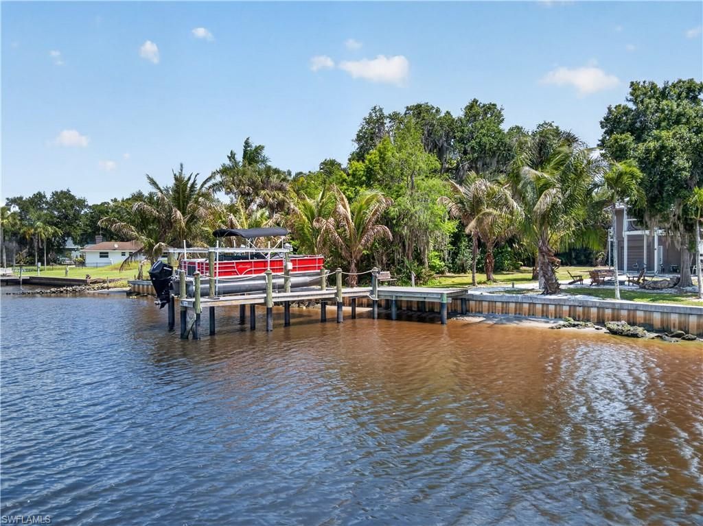 2212 River Pine Dr, Fort Myers, FL 33905 Photo
