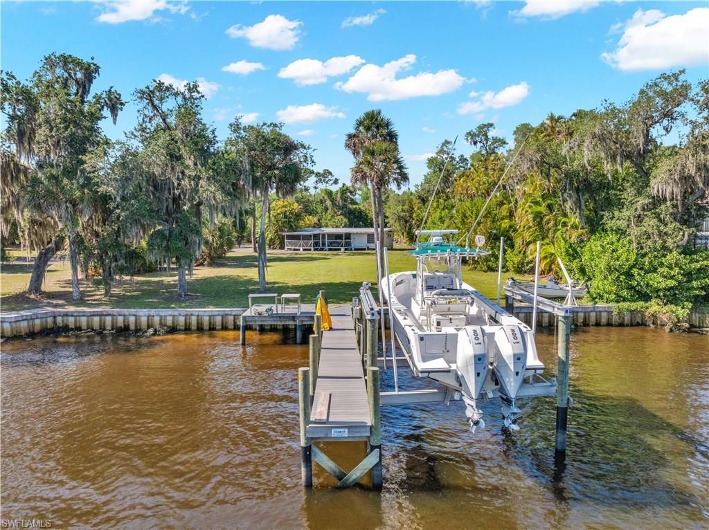 2212 River Pine Dr, Fort Myers, FL 33905 Photo