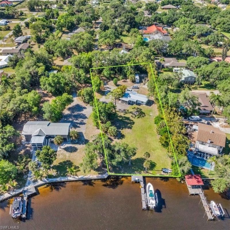 2212 River Pine Dr, Fort Myers, FL 33905 Photo