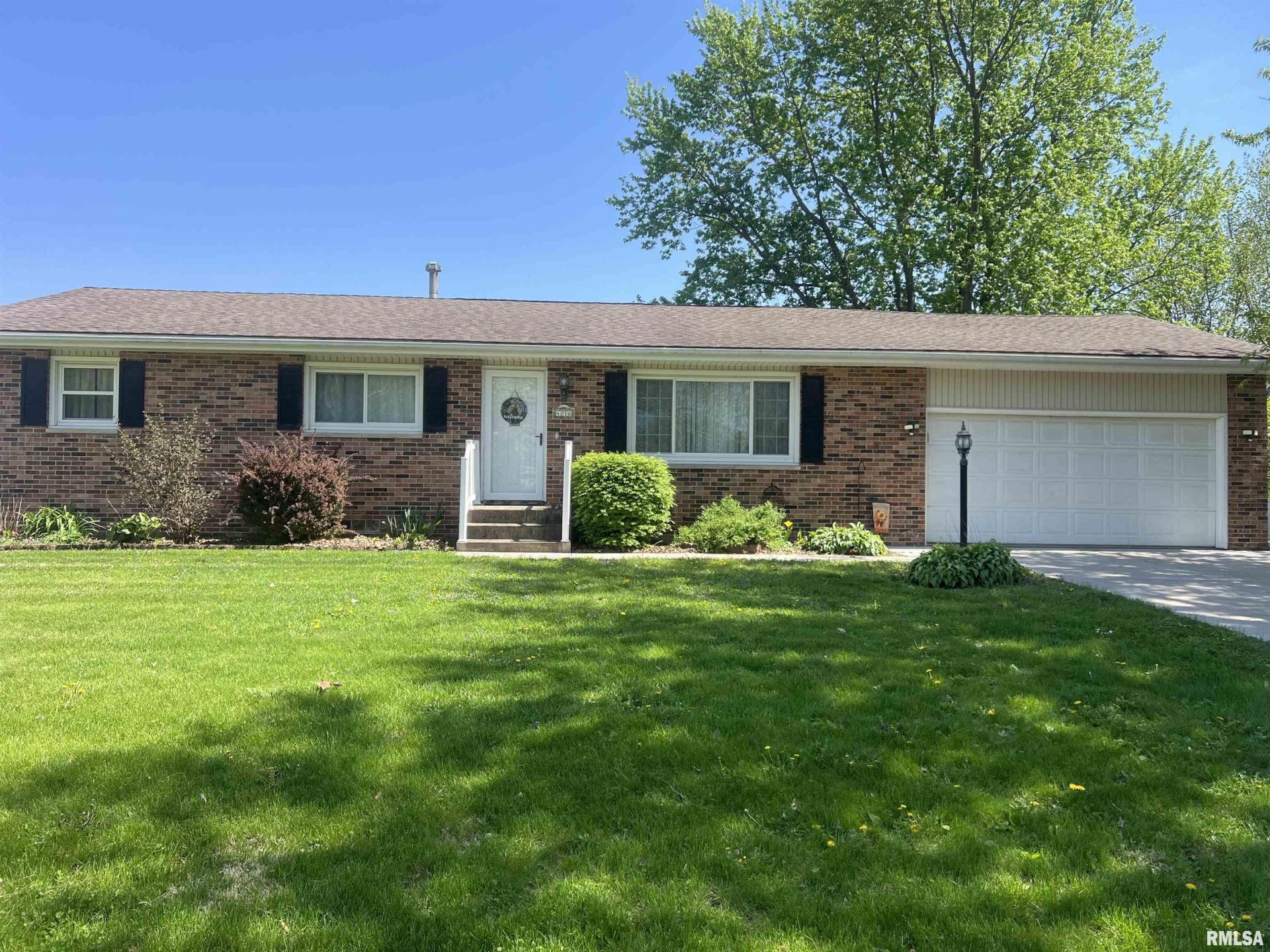 4216 Sycamore Bend, Galesburg, IL 61401 Main Photo