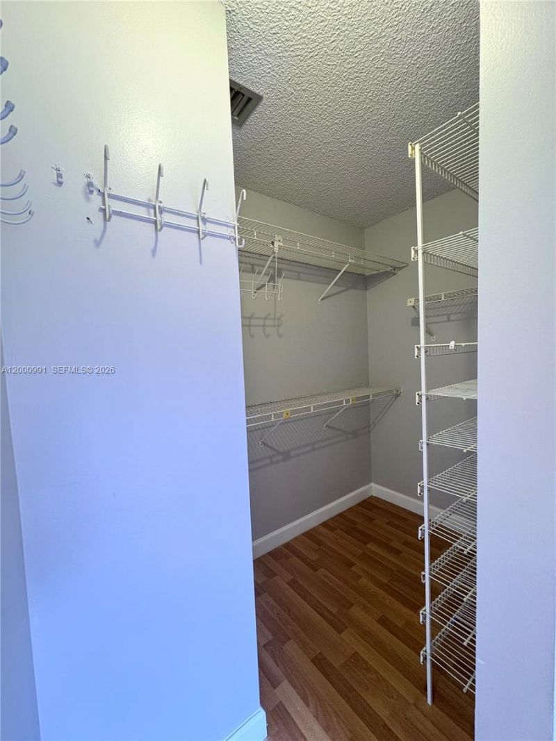 4952 N Hemingway Cir, Unit 4952, Margate, FL 33063 Photo