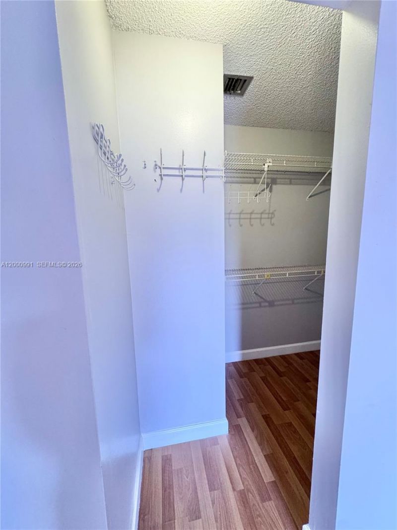 4952 N Hemingway Cir, Unit 4952, Margate, FL 33063 Photo