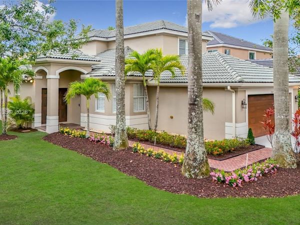 1668 Winterberry Ln , Weston, FL 33327