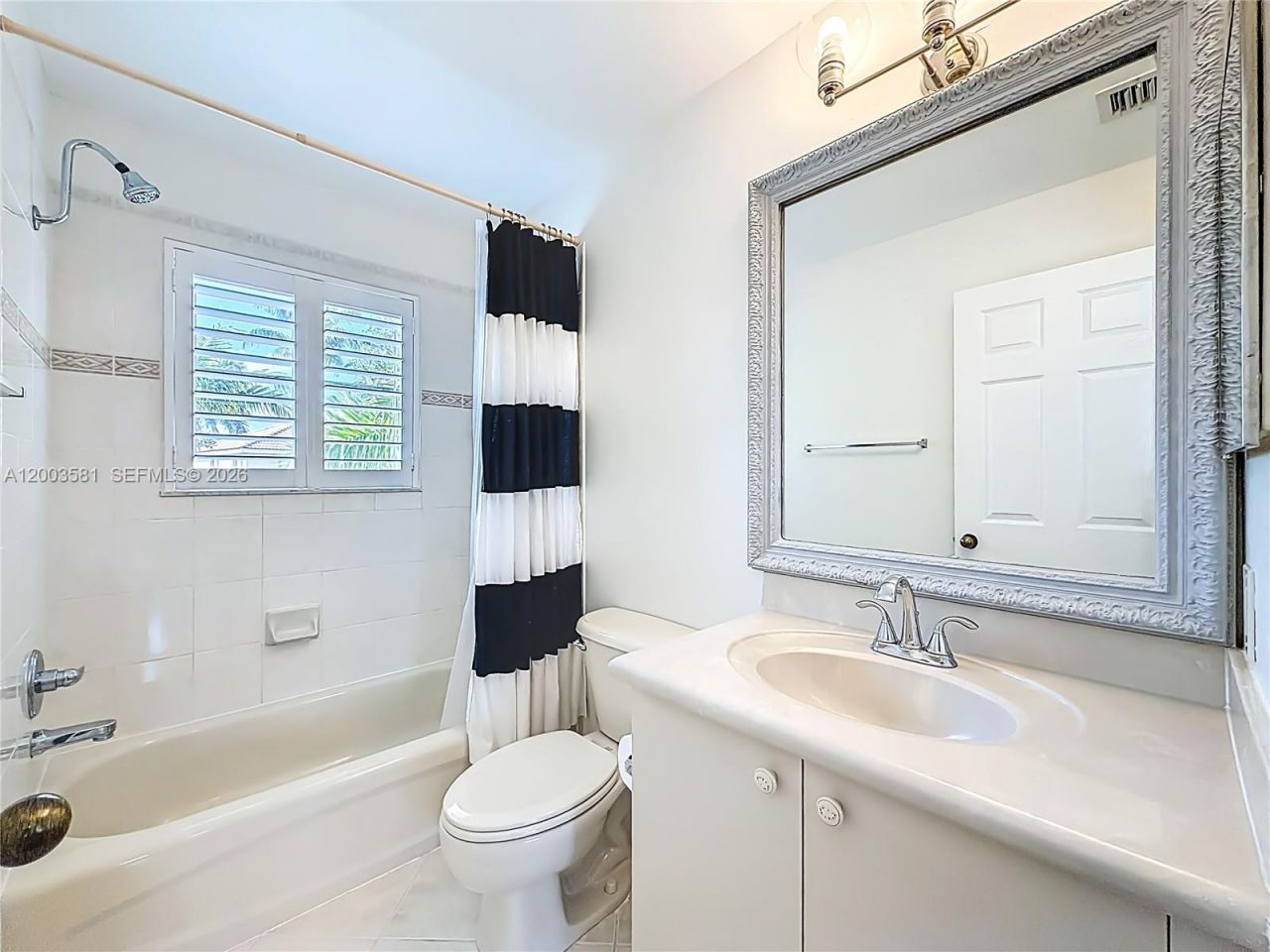 1668 Winterberry Ln , Weston, FL 33327 Photo