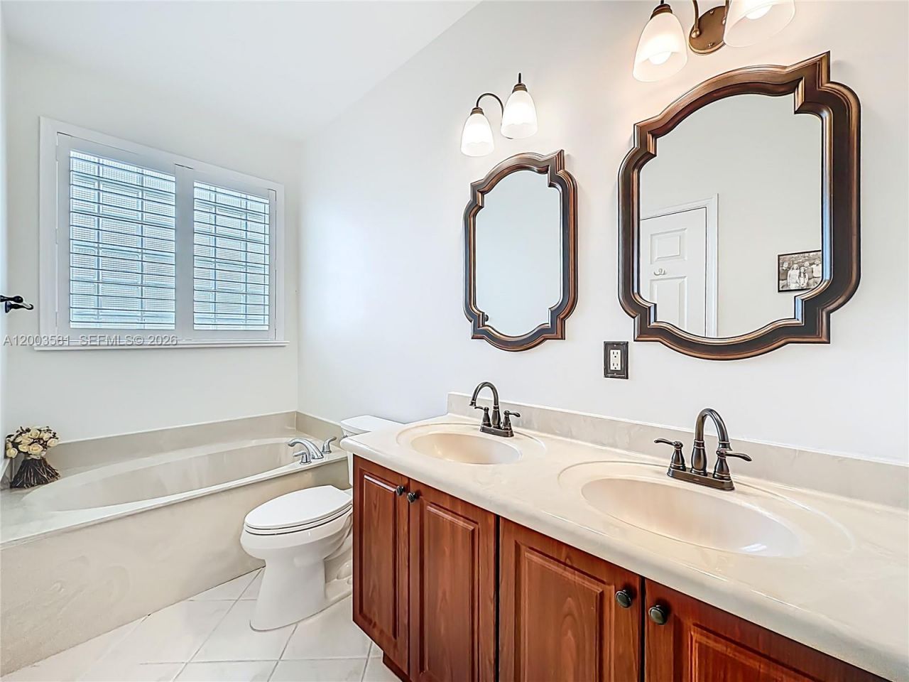 1668 Winterberry Ln , Weston, FL 33327 Photo