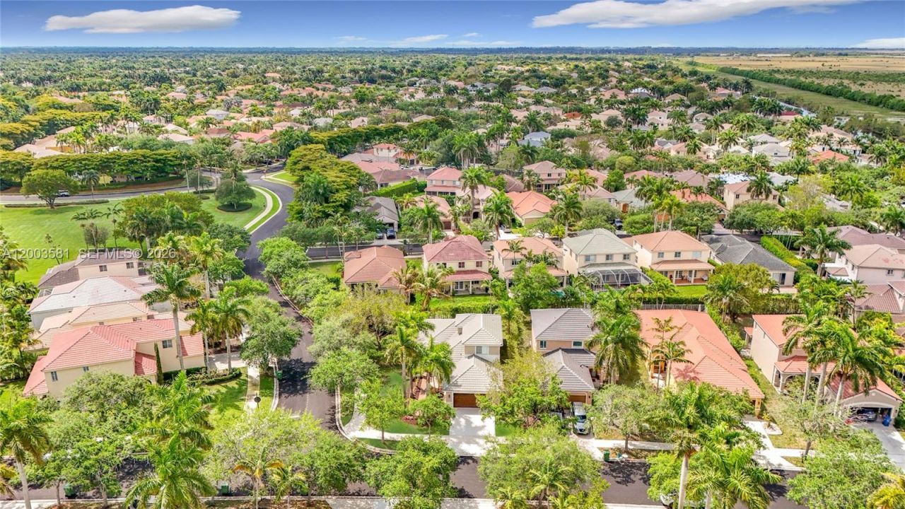 1668 Winterberry Ln , Weston, FL 33327 Photo