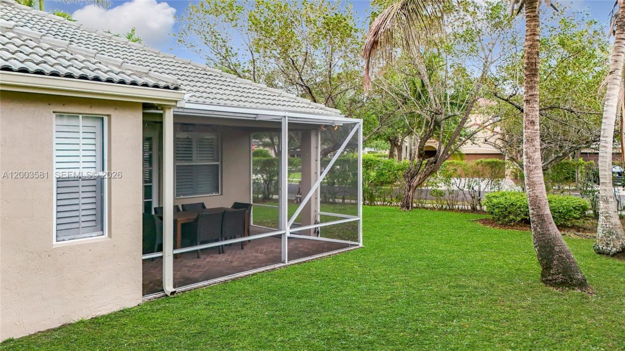 1668 Winterberry Ln , Weston, FL 33327 Photo