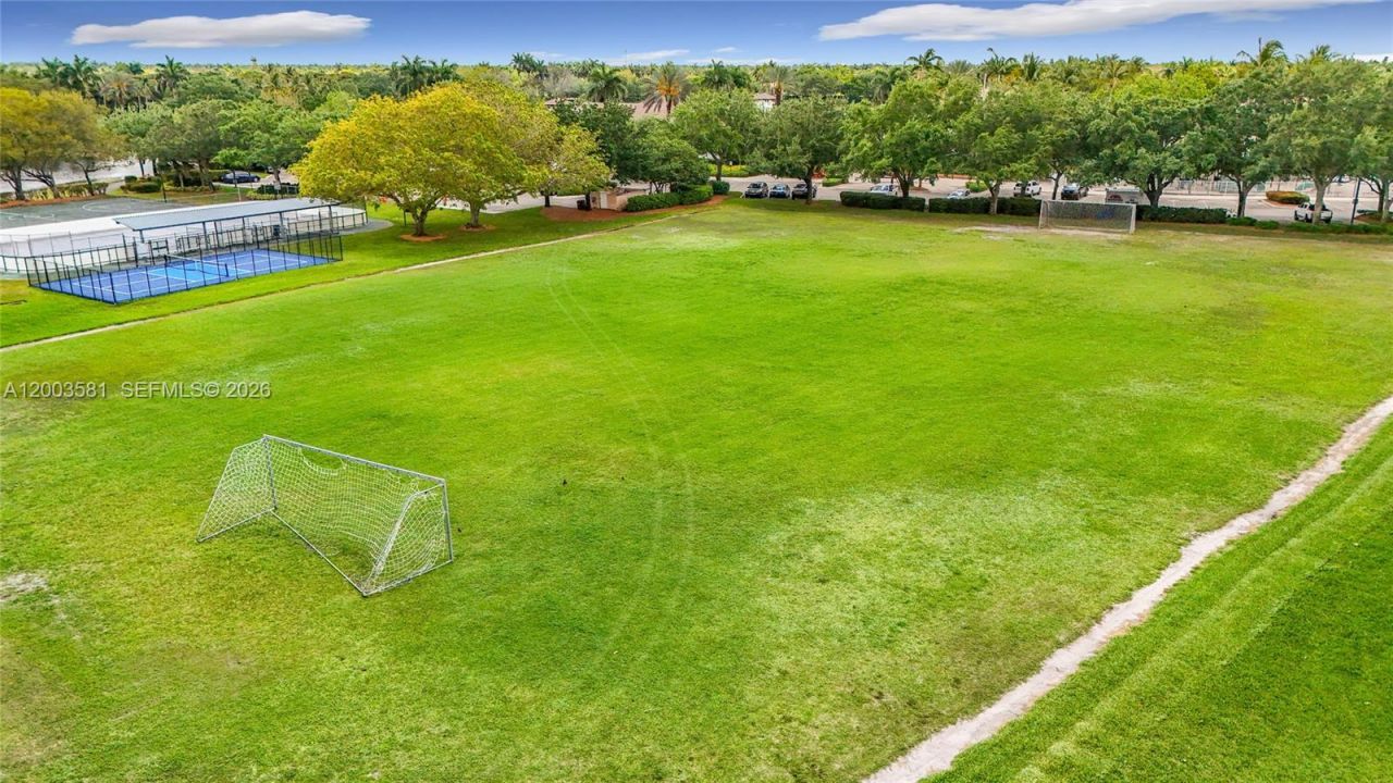 1668 Winterberry Ln , Weston, FL 33327 Photo