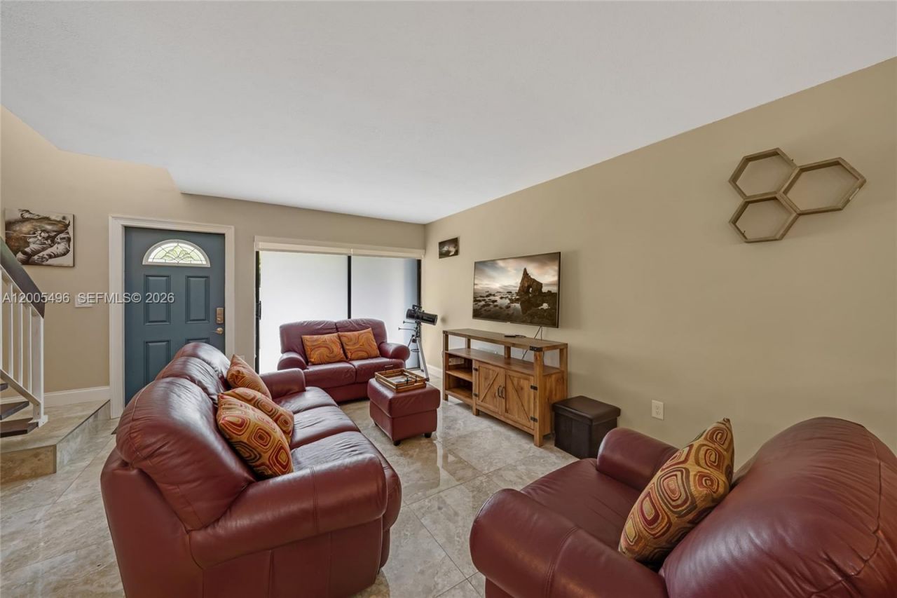 10535 SW 154th Ct, Unit 6, Miami, FL 33196 Photo