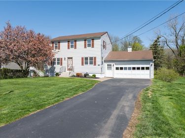 1340 Rush-Hen Town Line Road , Rush, NY 14543