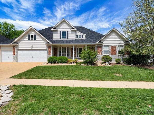 113 Christopher Place, St Louis, MO 63129