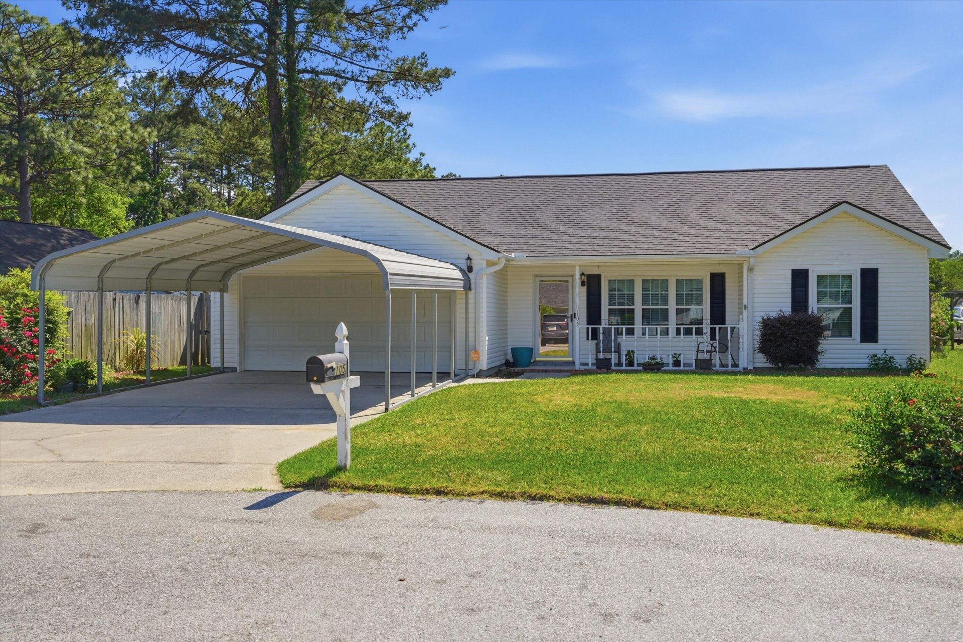 105 Wisteria Court Photo 1