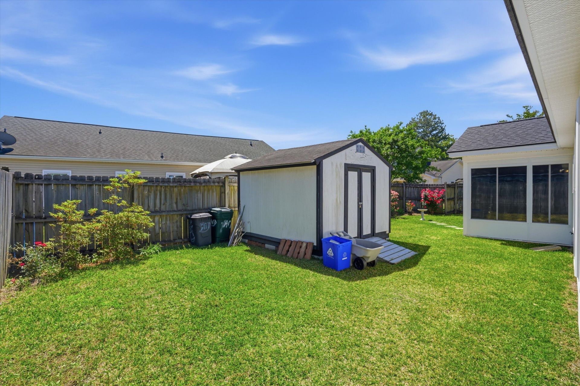 105 Wisteria Court Photo 26