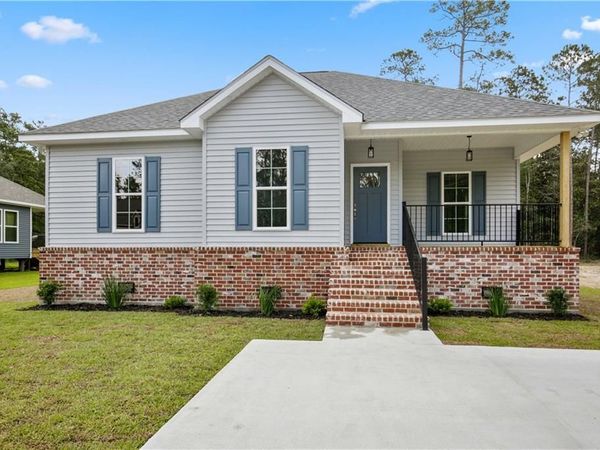 61058 N MILL Road, Lacombe, LA 70445