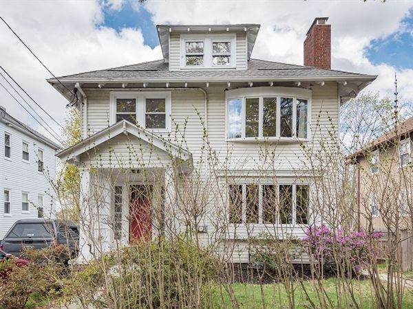 34 Harvard St, Unit 1, Arlington, MA 02476